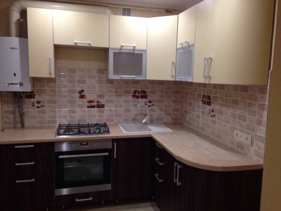 Кухня оливкового цвета