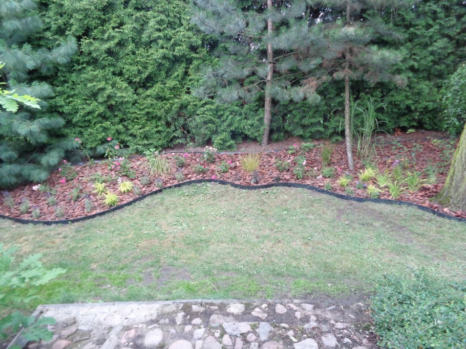 Бордюр корона 3м чёрный h=150мм/