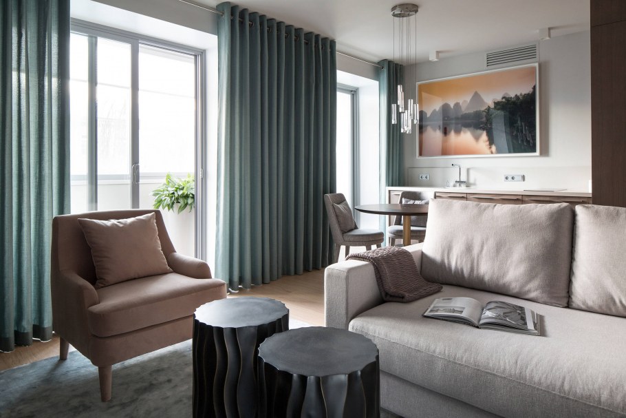 Шторы в мужском интерьере