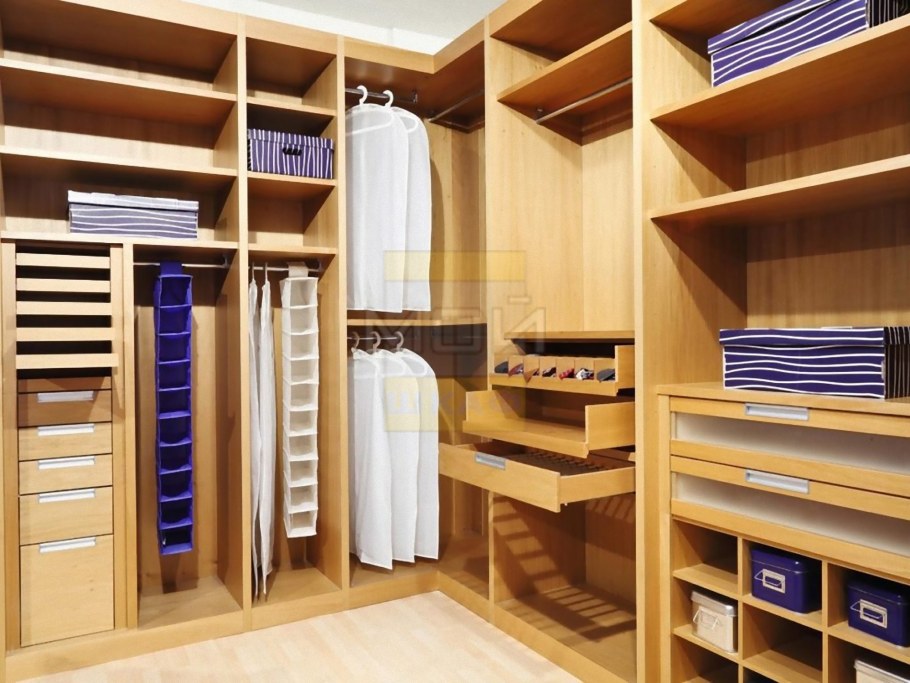 Бюджетная гардеробная своими руками