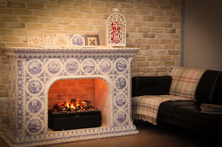 Печь камин Прованс с изразцами