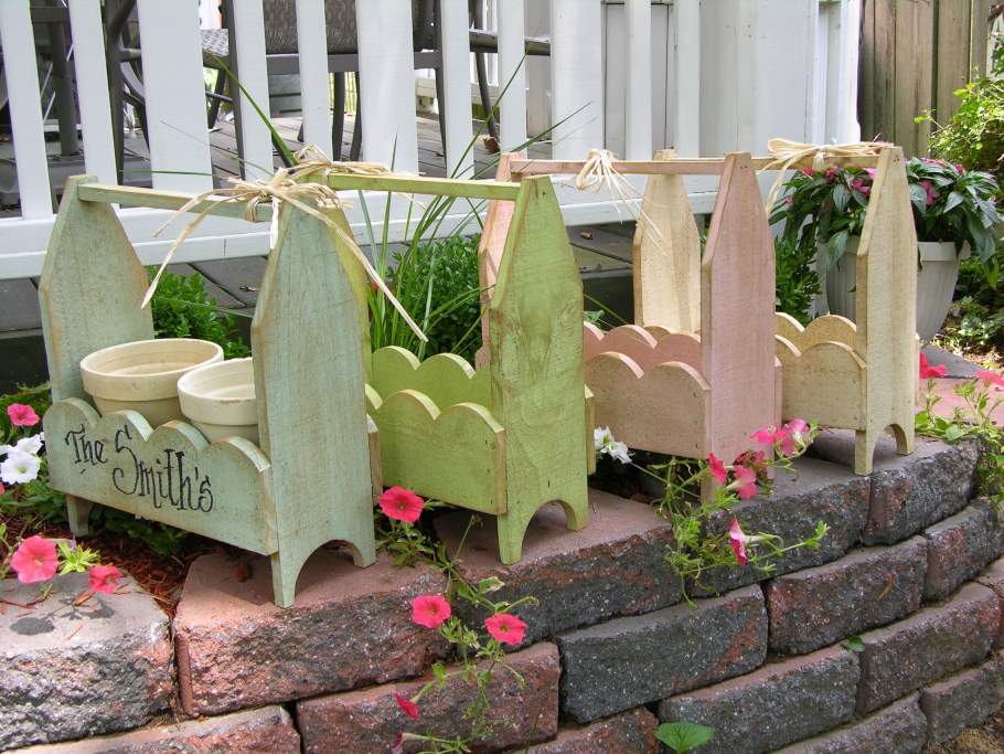 Декорации для клумбы из фанеры