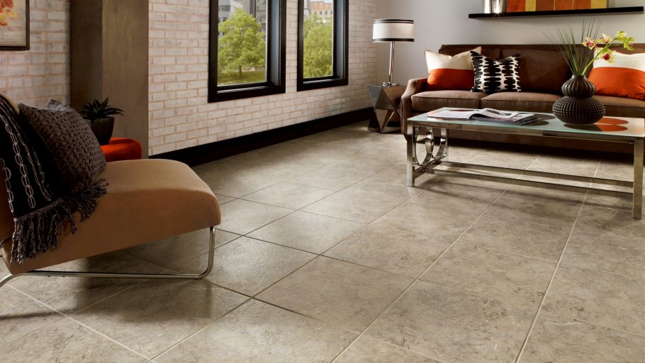 Половая плитка в комнату