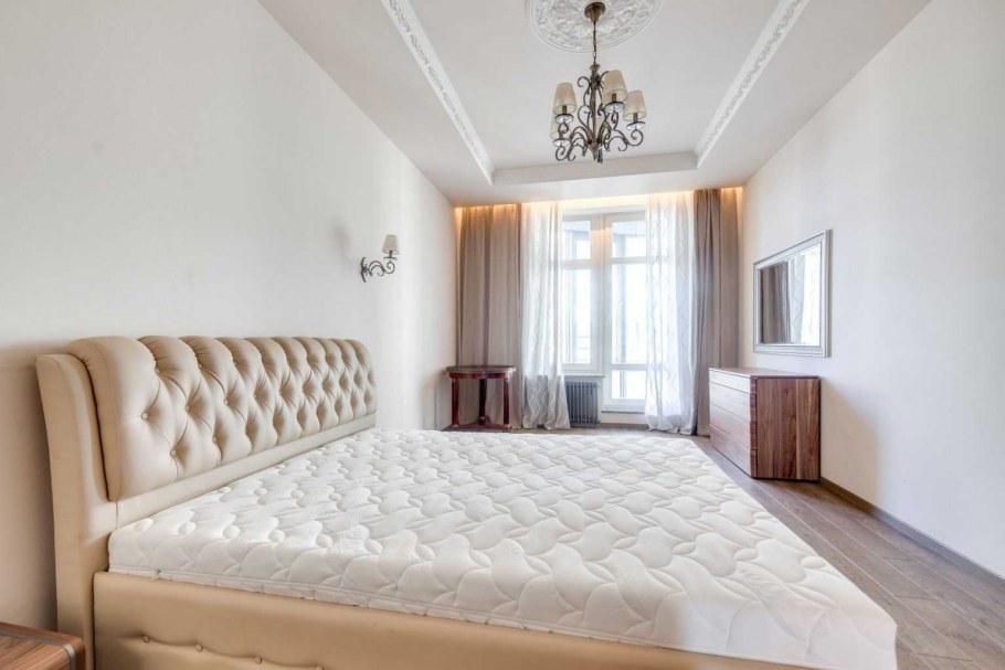 Акварельные обои для спальни 2021