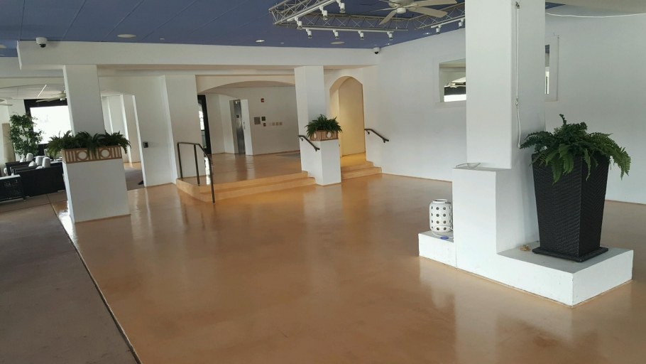 Наливной пол в офисе