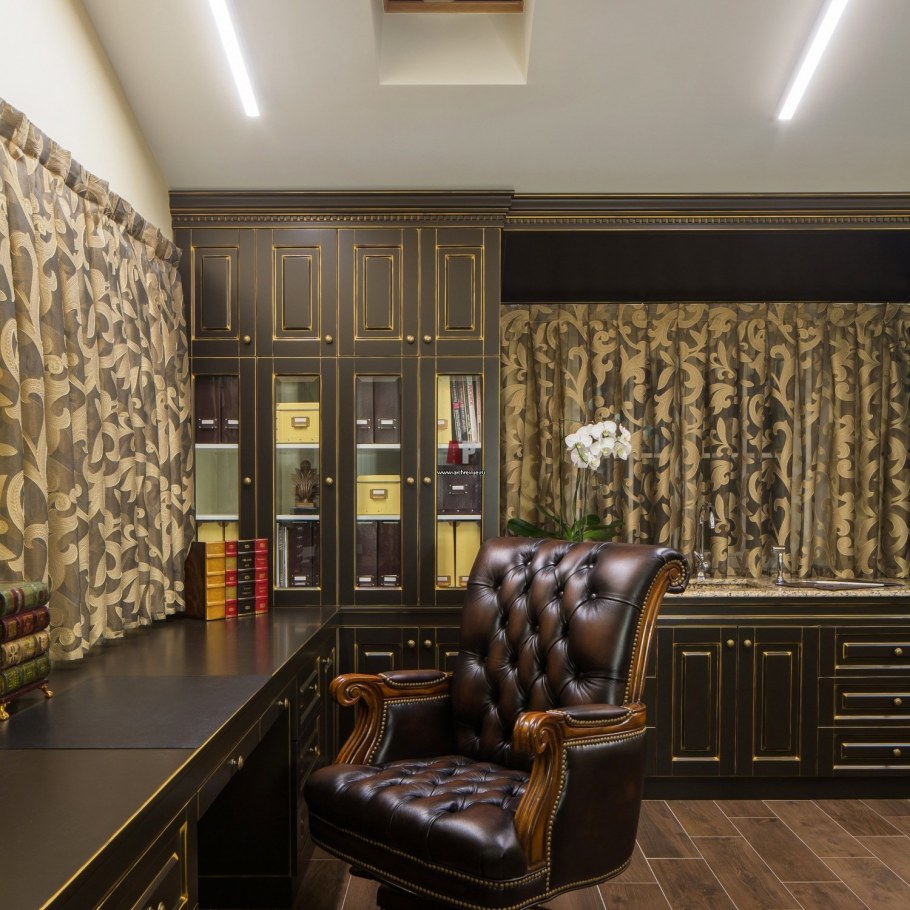 Кабинет в английском стиле