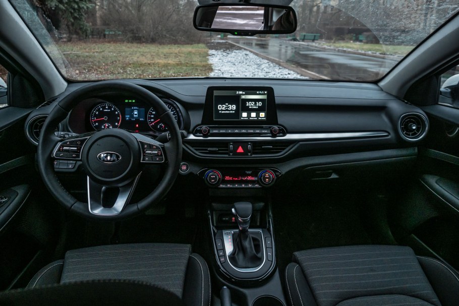Kia Cerato 2020 салон