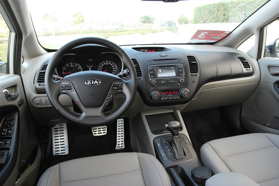 Kia Cerato 2021 салон
