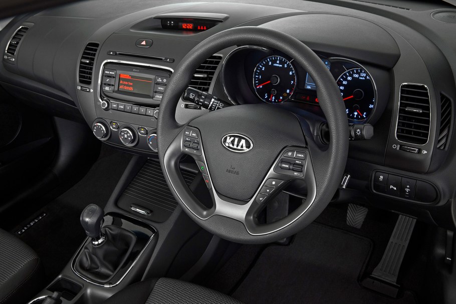Kia Cerato 2016 Interior