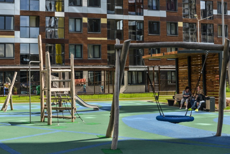 Современные детские площадки в ЖК