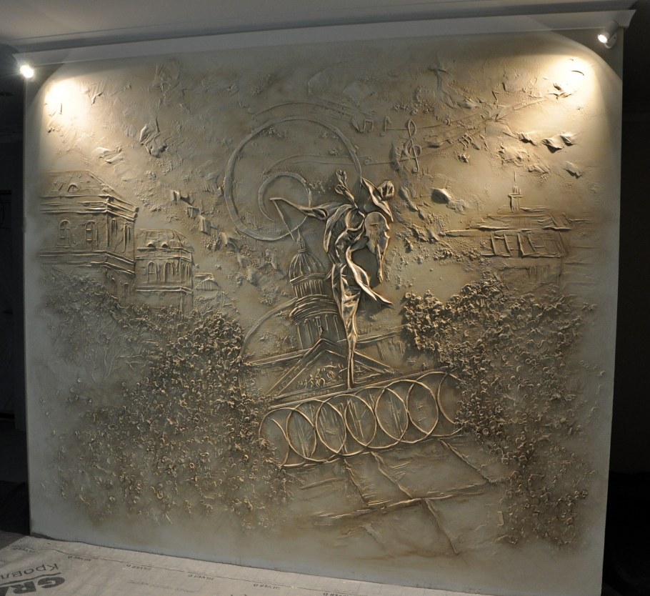 Рельефная роспись стен