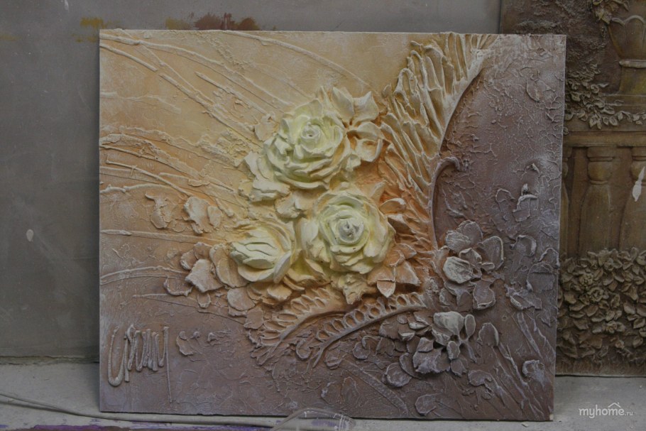 Барельеф в Оренбурге