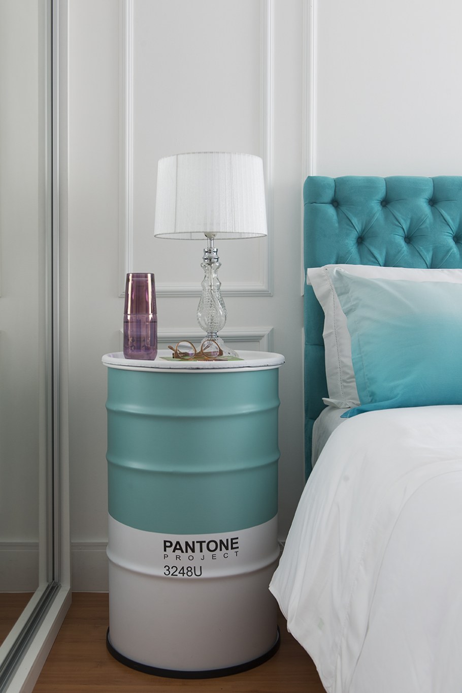 Тумбочка бочка Шанель