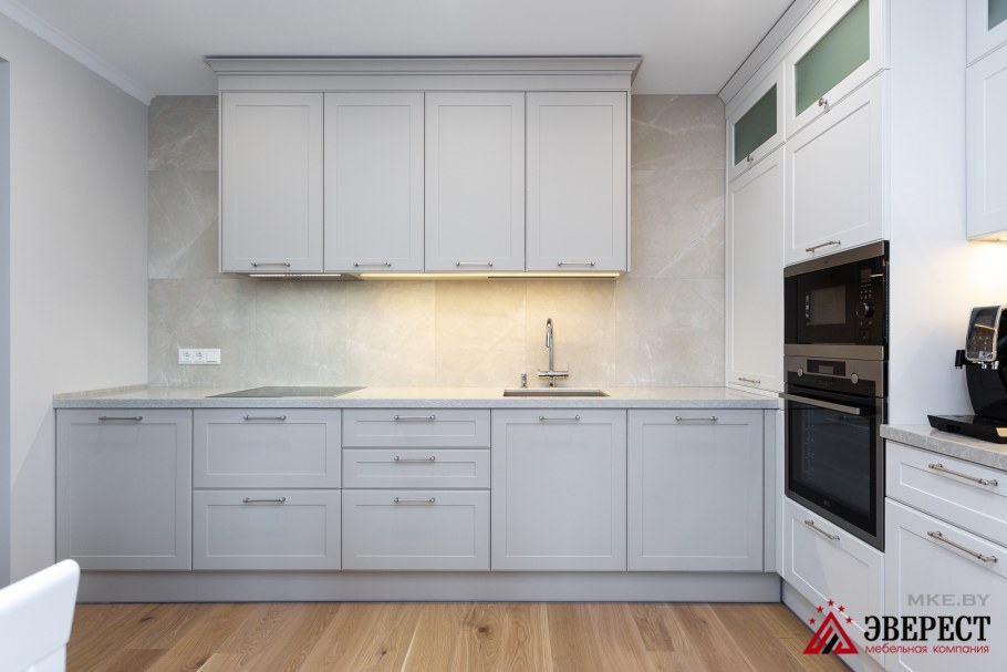 Кухня Неоклассика и Модерн