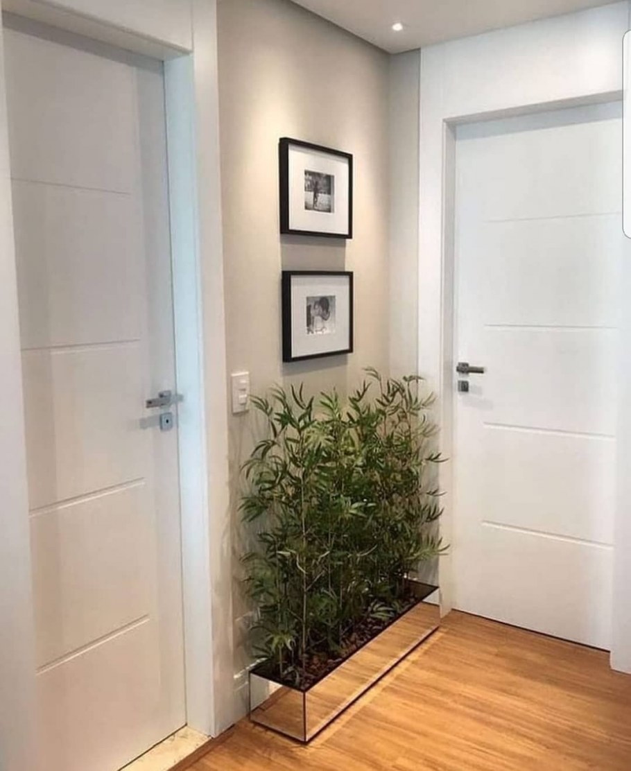 Интерьер коридора маленького межкомнатного