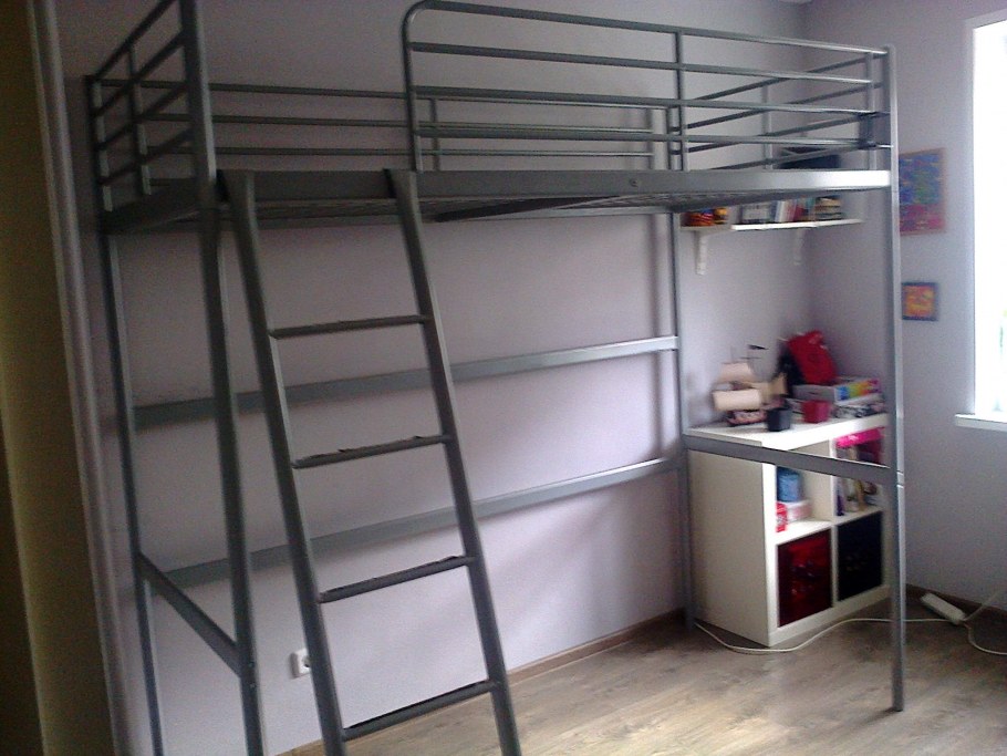 Кровать чердак икеа металлическая СВЭРТА