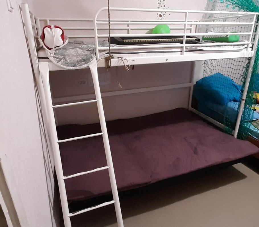 СВЭРТА кушетка