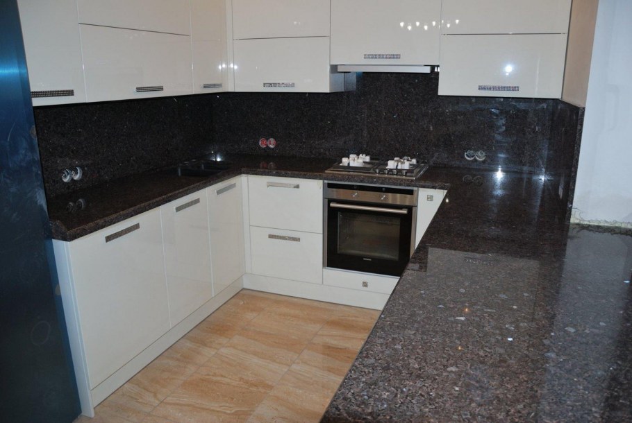 Дуб Вотан кедр