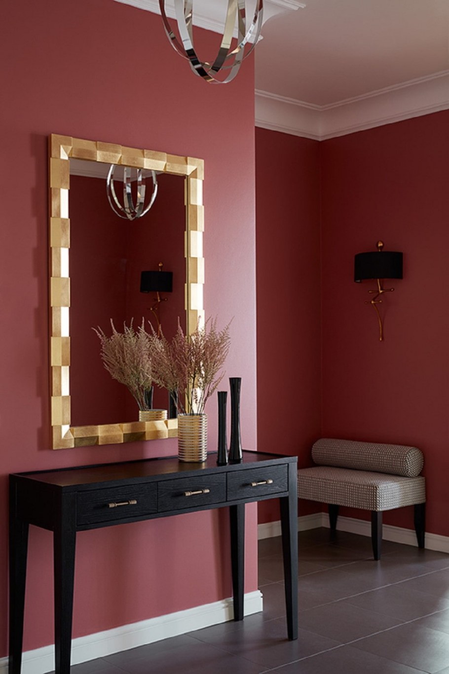 Прихожая в терракотовом цвете