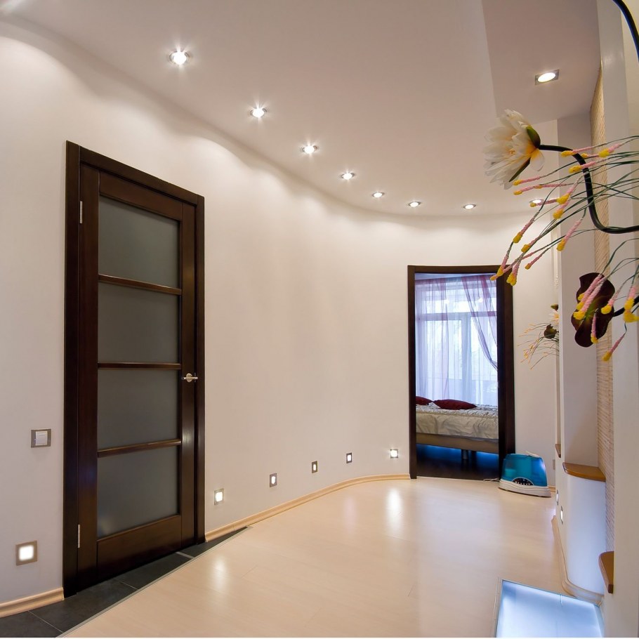 Мытье натяжных потолков