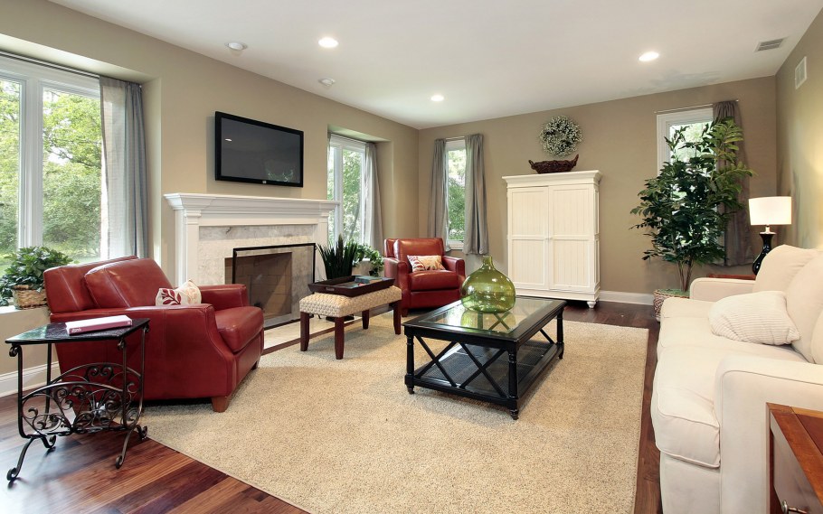 Интерьер гостиной комнаты в частном доме