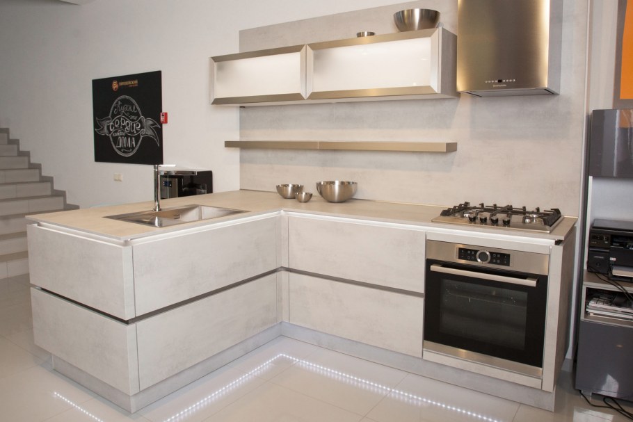 Красивая кухня интерьер