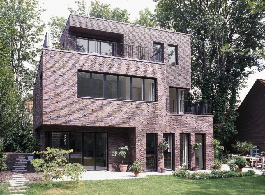 Дома из клинкерного кирпича в современном стиле