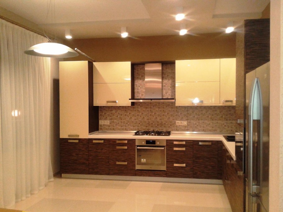 Угловая кухня в квартире