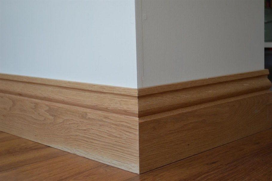 Плинтус Wood Skirting