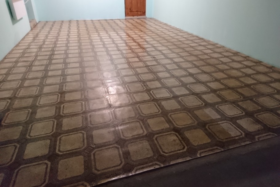 Линолеум в прицеп