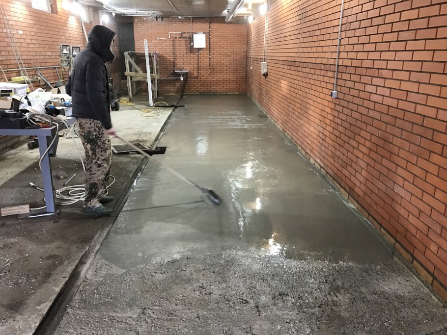 Переделать пол в гараже