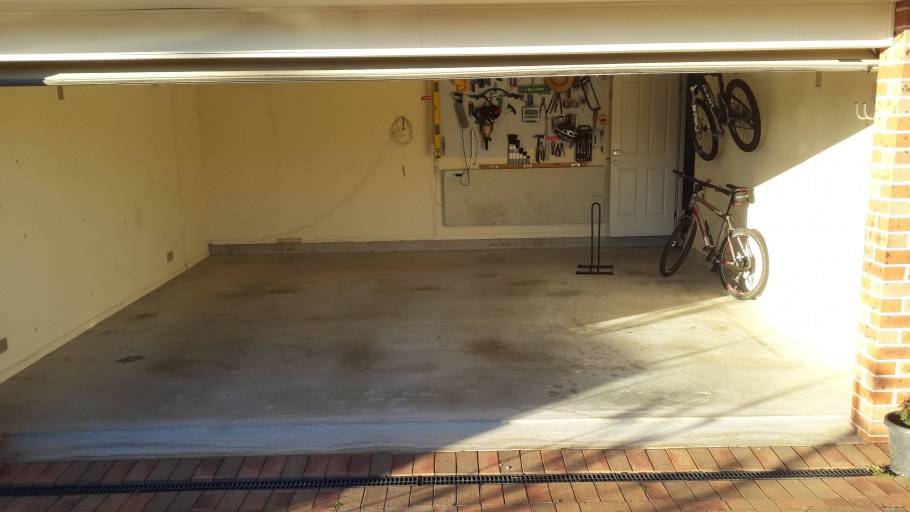 Пол в гараже