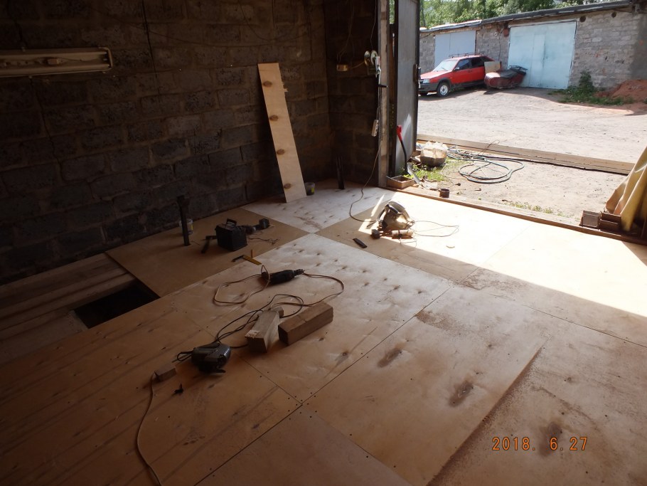 Гараж фанера