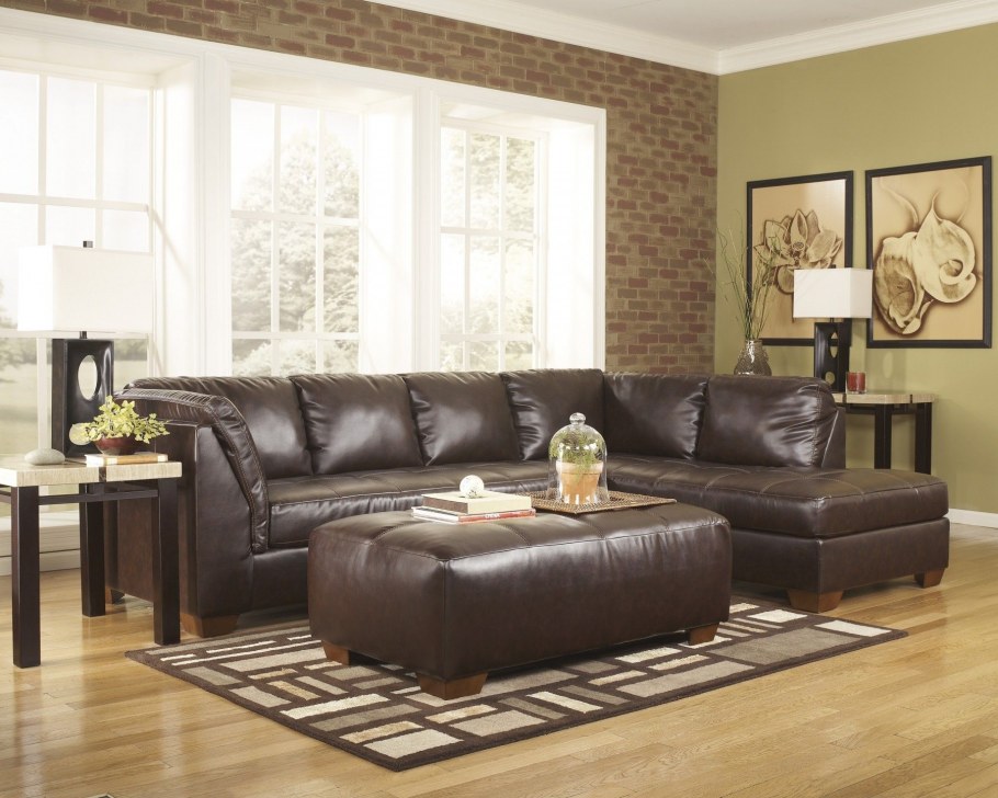 Кожаная мебель в интерьере