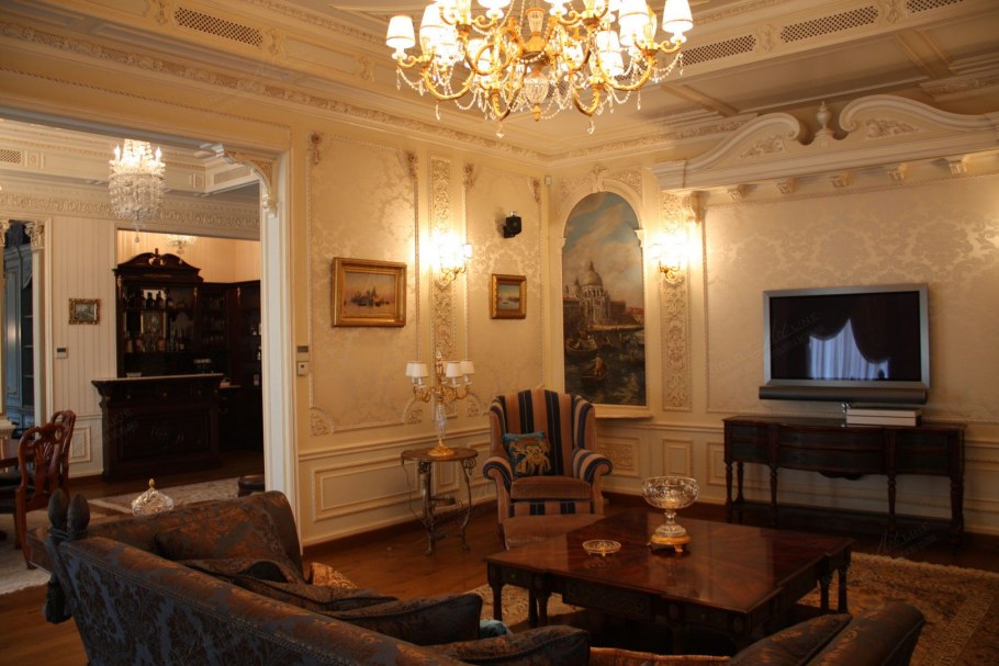 Потолок в стиле Ампир