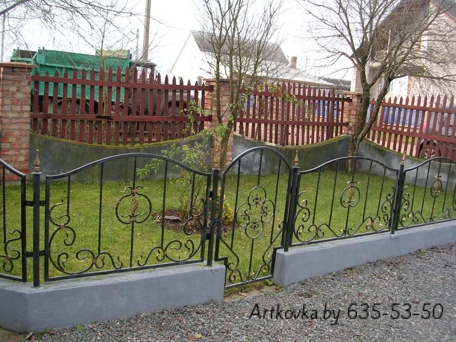 Декоративный кованый забор