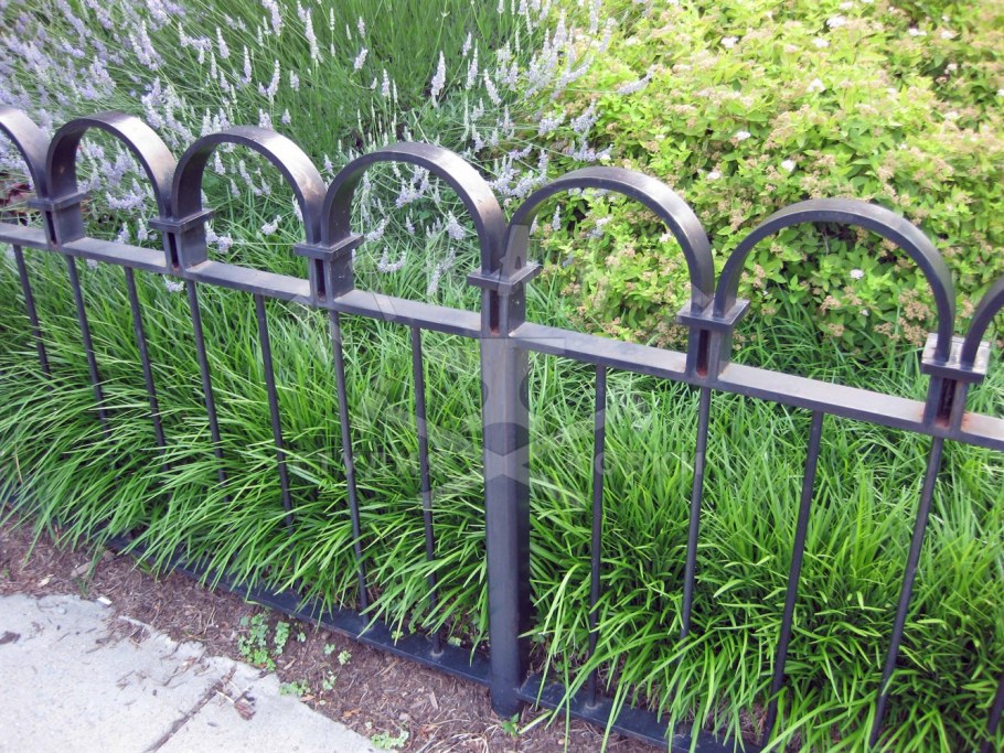 Железные ограждения для клумб