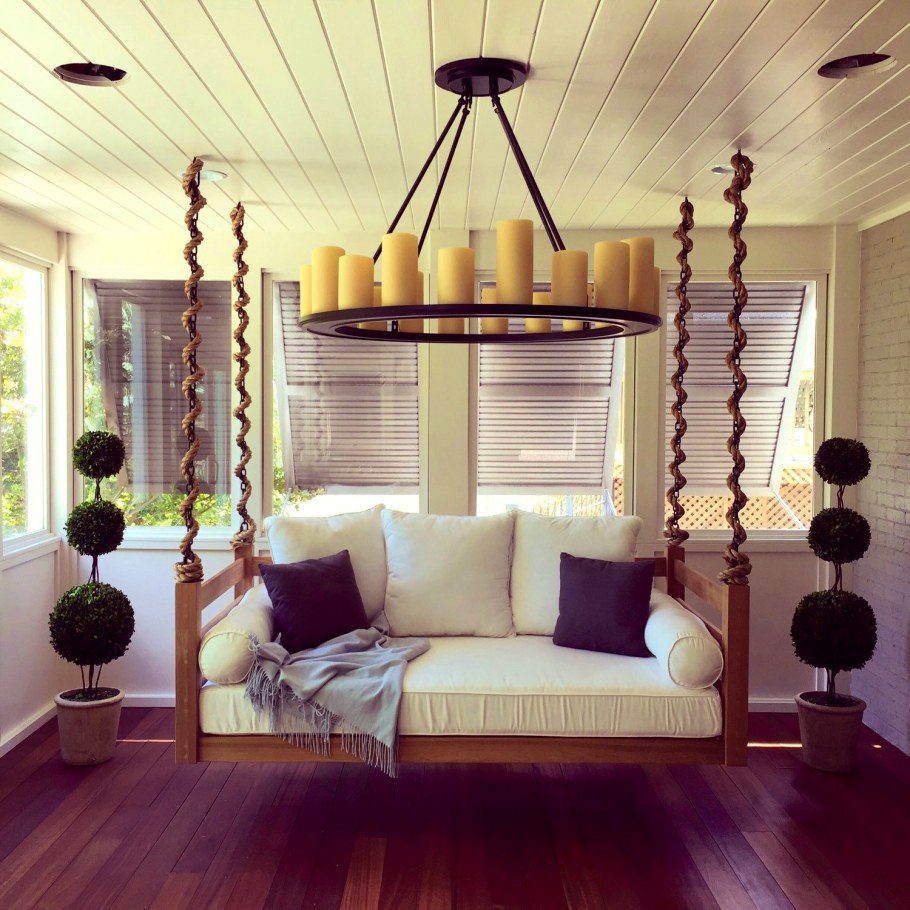 Подвесная кровать качели