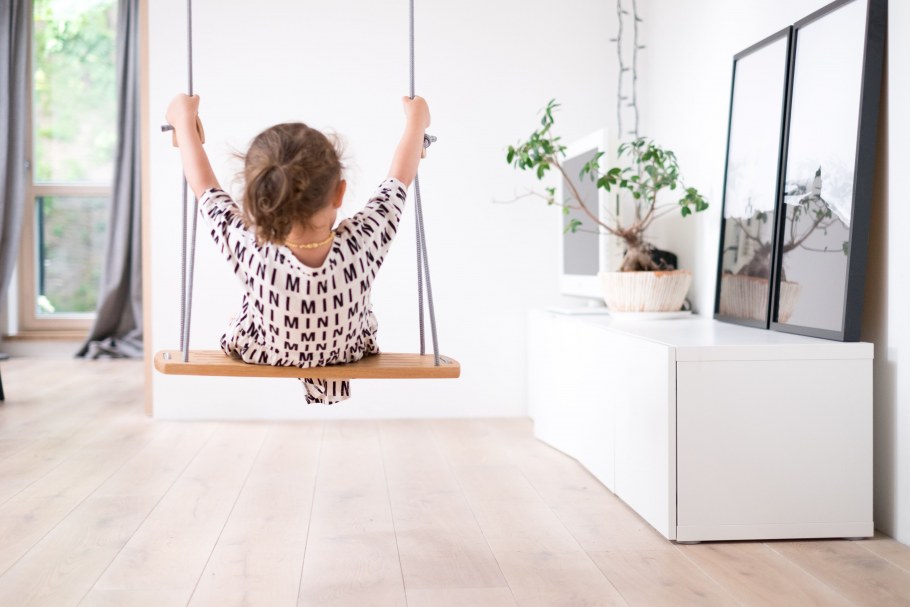 Качели для дома