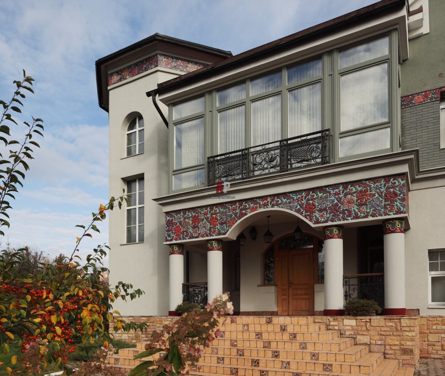 Мозаика на фасаде