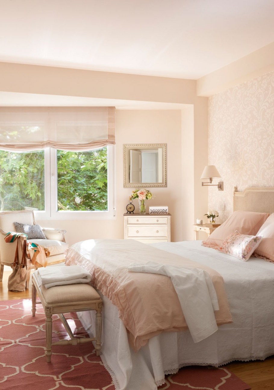 Комната в кремовых тонах