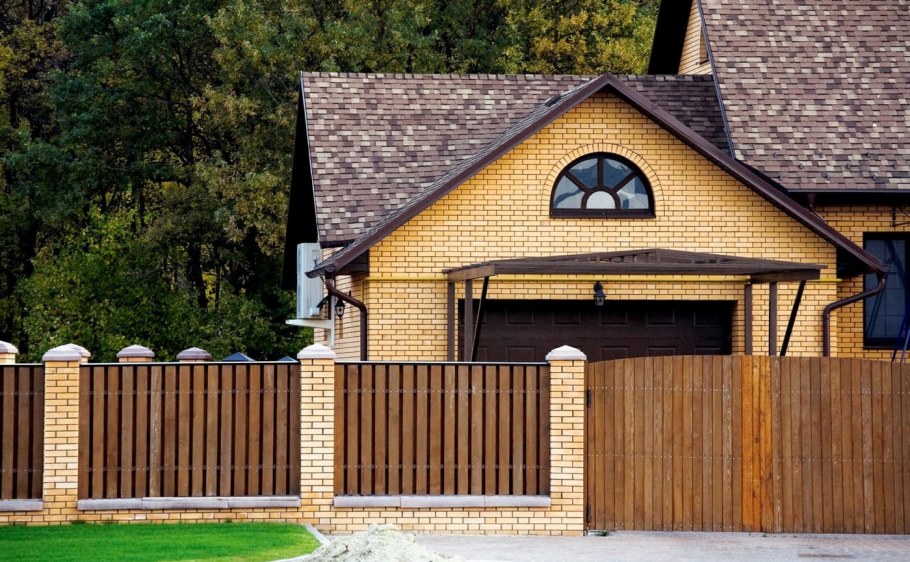 БРИК Хаус заборы