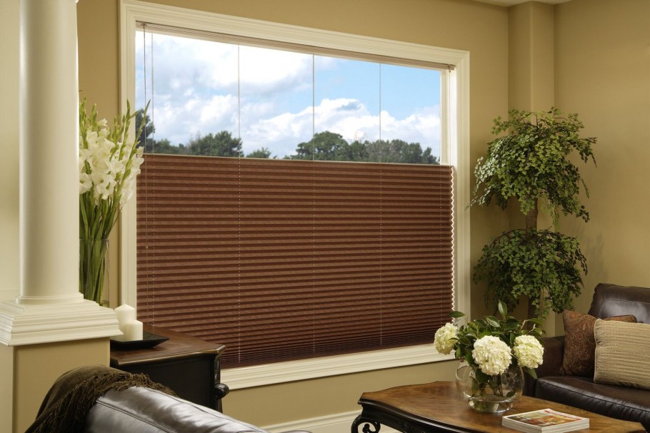 Москитные сетки плиссе Hunter Douglas