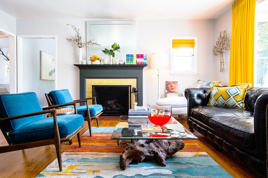 Dark Blue and Yellow Walls