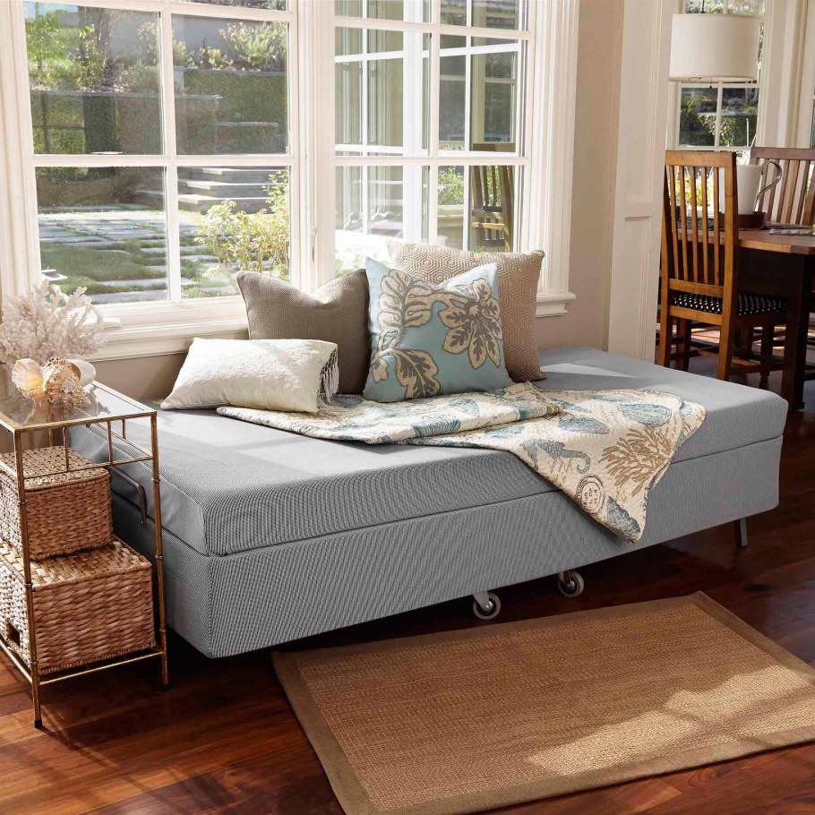 Кровать кушетка