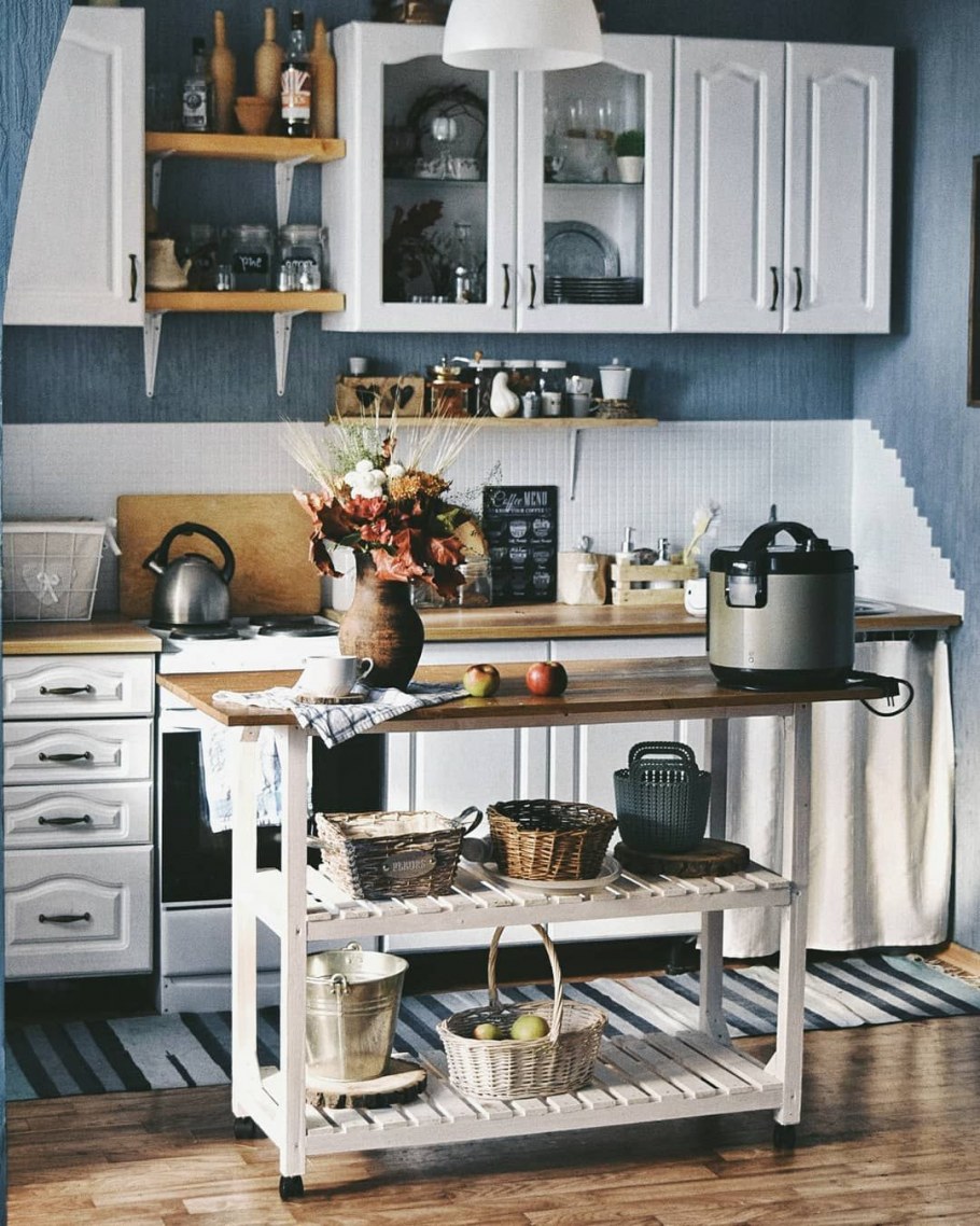 Круглый стол на кухню