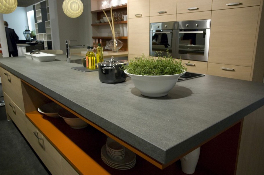 Серая столешница