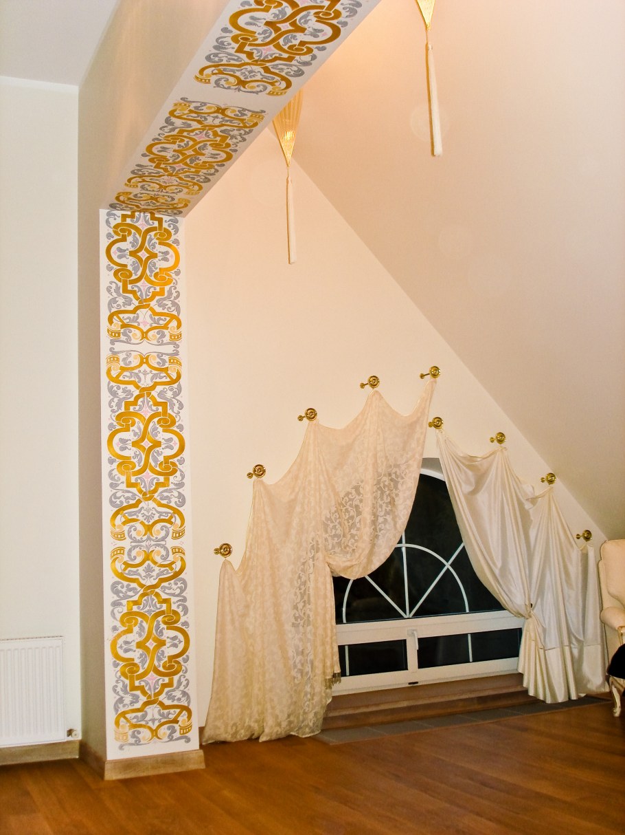 Геометрический декор стен