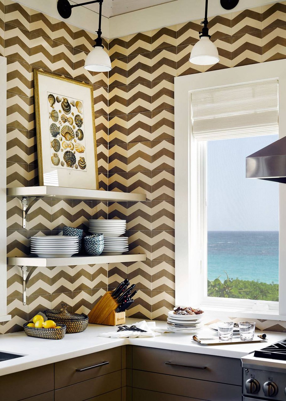 Мозаика из битой плитки