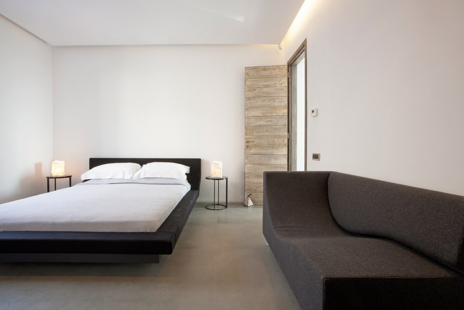 Отель в стиле Минимализм каменные